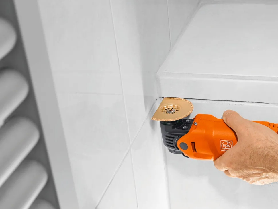 Fein StarLock Carbide Oscillating Saw Blade - Segmented for Removal of Defective Tile Grout and Making Cuts in Plaster - Fits Most Multitools 63502118210