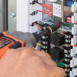 Klein Tools 10-in-1 Impact-Rated Stubby Driver Set with Flip Socket 32308F