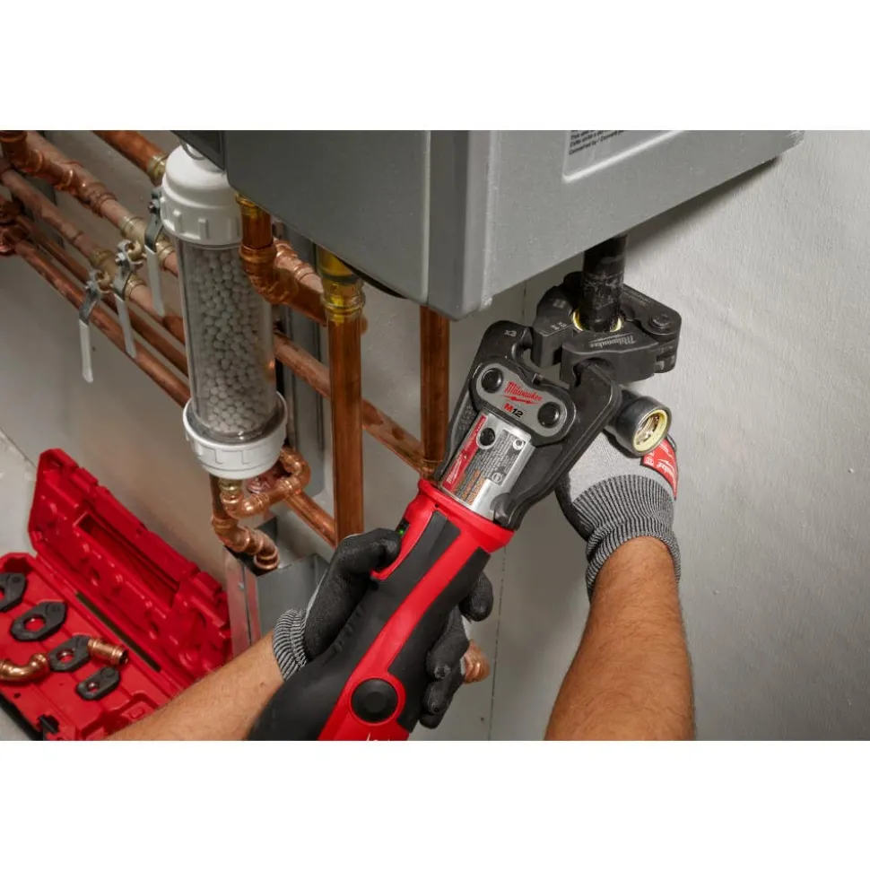 Milwaukee 2-1/2" IPS-P Black Pipe Pivoting Press Ring for M18 FORCE LOGIC Long Throw Press Tool 49-16-2656BX