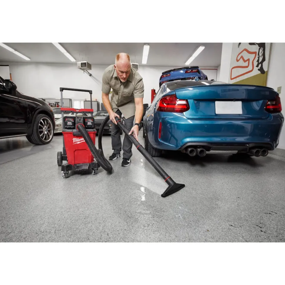 Milwaukee 2-1/2" Wet Floor Nozzle 49-90-2005