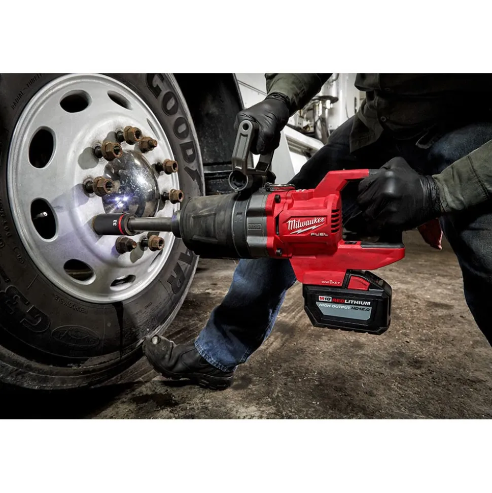 Milwaukee SHOCKWAVE Impact Duty 1" Drive 1-1/2" Deep 6 Point Socket 49-66-6512